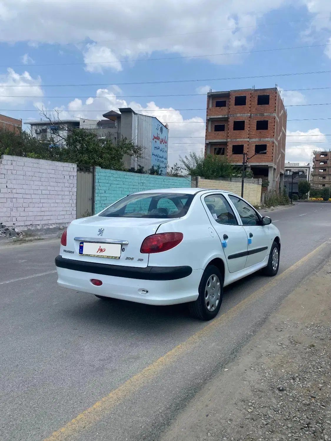 پژو ۲۰۶ صندوق دار v8 - 1399