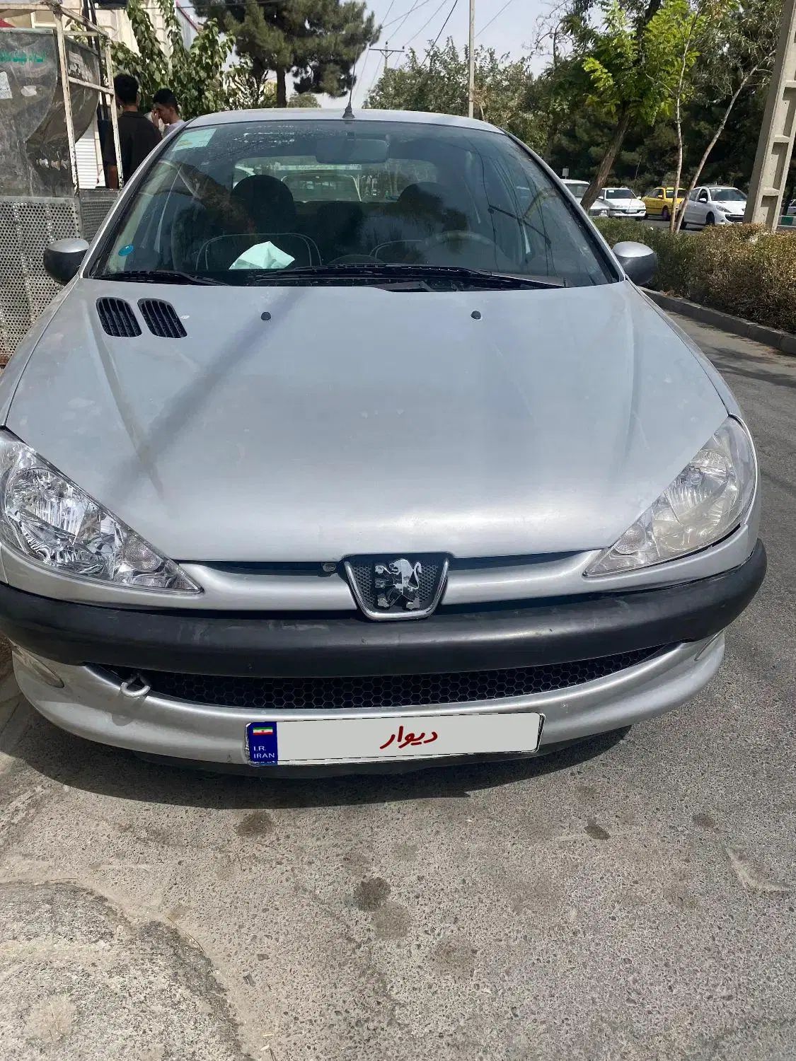 پژو ۲۰۶ صندوق دار v8 - 1399