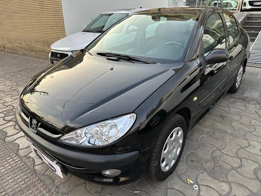 پژو ۲۰۶ صندوق دار v8 - 1393