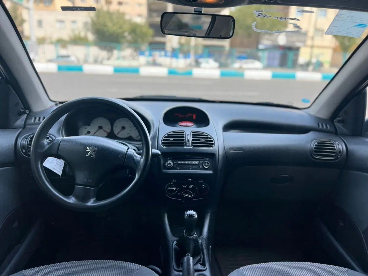 پژو 206 تیپ 2 - 1395