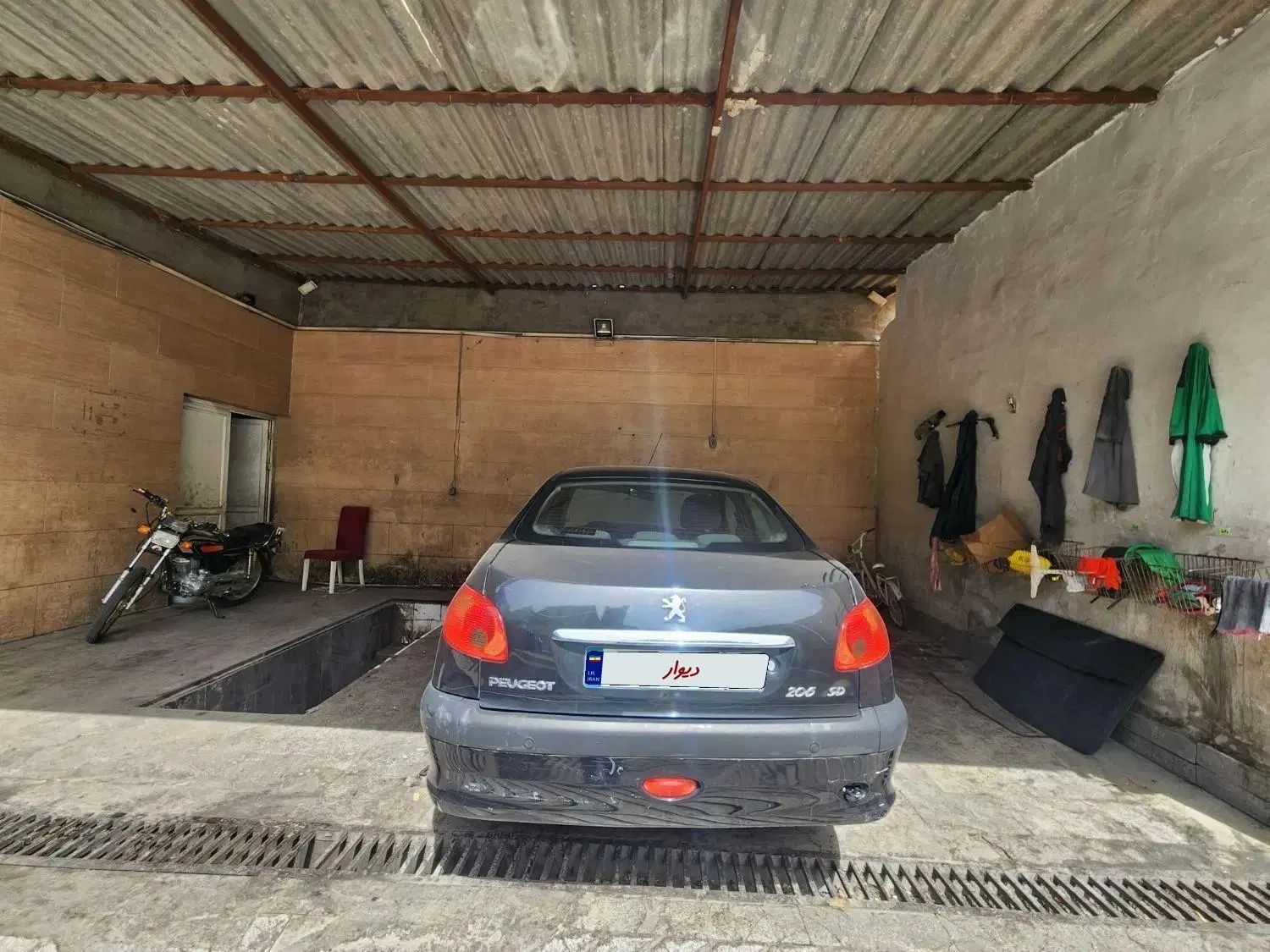پژو ۲۰۶ صندوق دار v8 - 1395