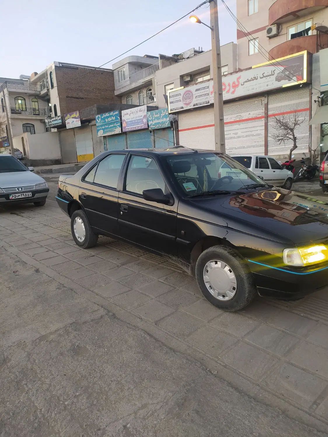 پژو 405 GLX - 1381
