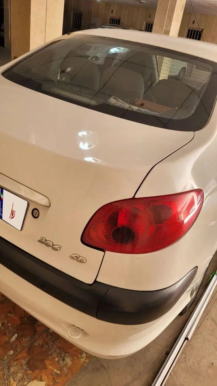 پژو ۲۰۶ صندوق دار v8 - 1397
