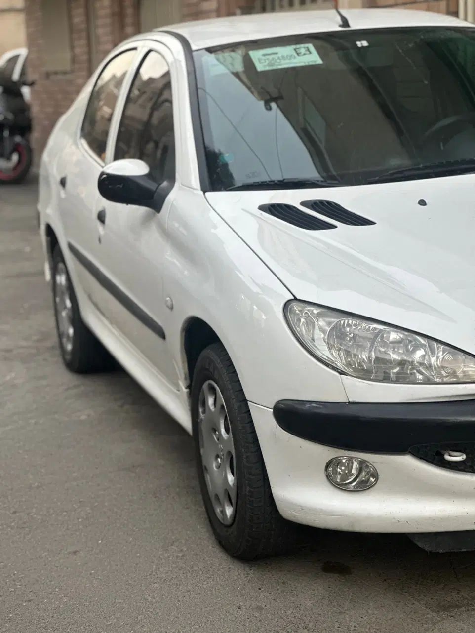 پژو ۲۰۶ صندوق دار v8 - 1396