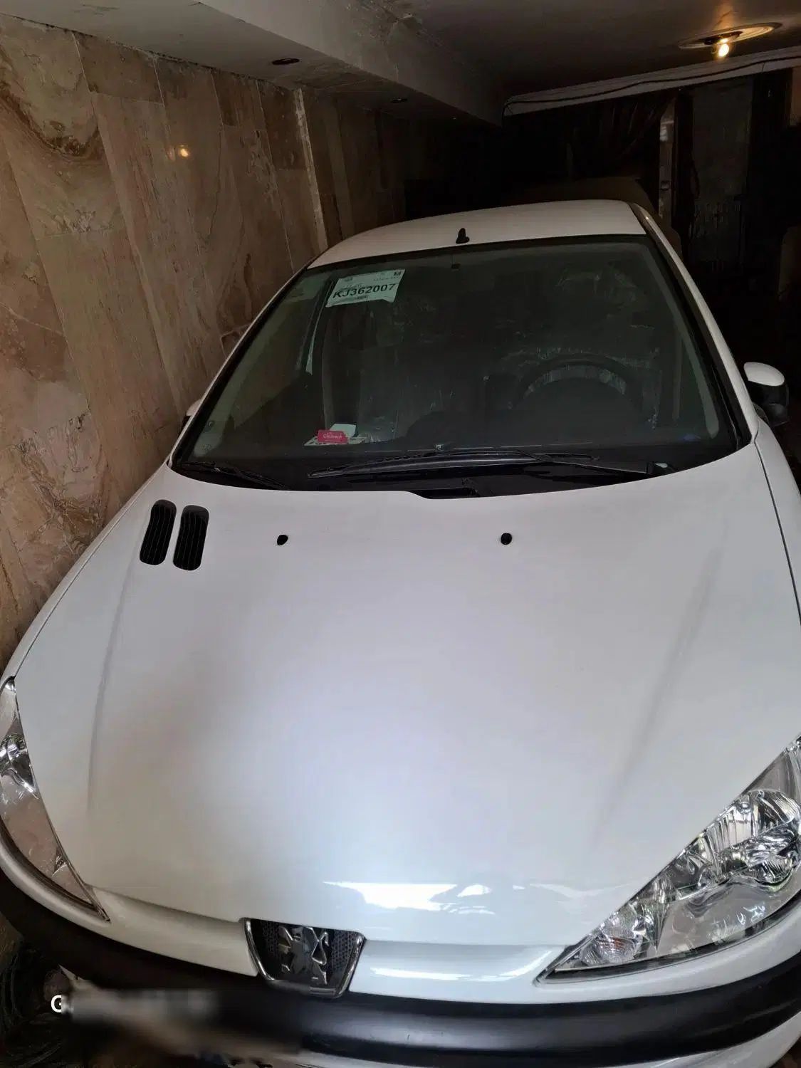 پژو ۲۰۶ صندوق دار v8 - 1398