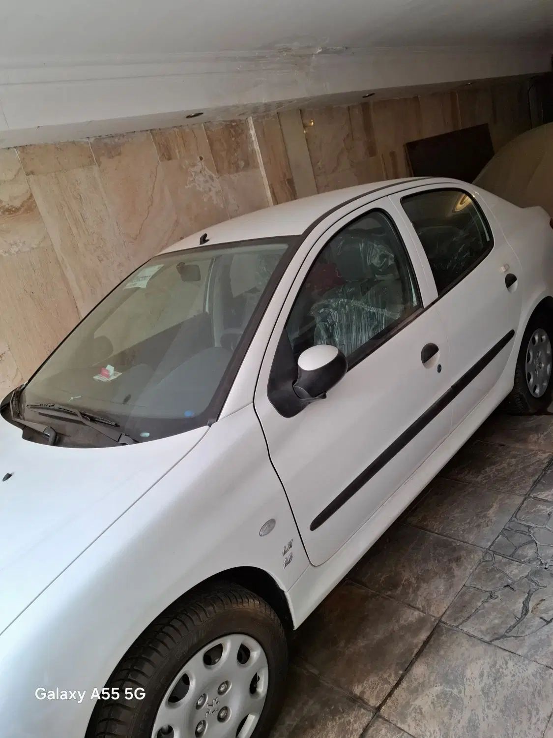 پژو ۲۰۶ صندوق دار v8 - 1398