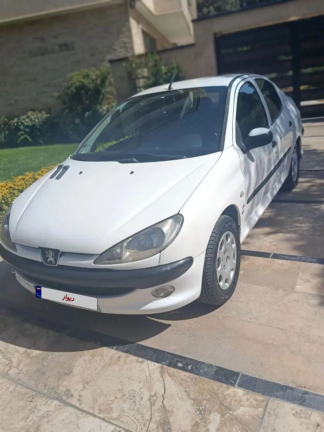 پژو ۲۰۶ صندوق دار v8 - 1394