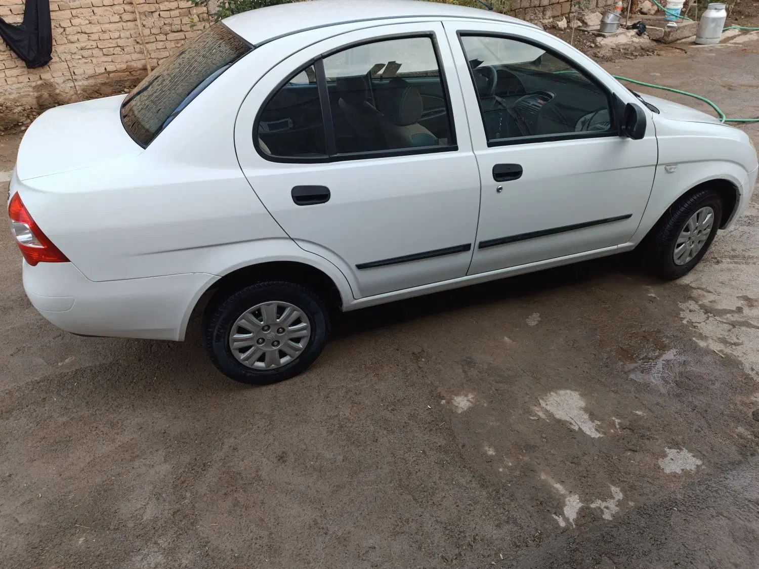 تیبا صندوق دار SX - 1398
