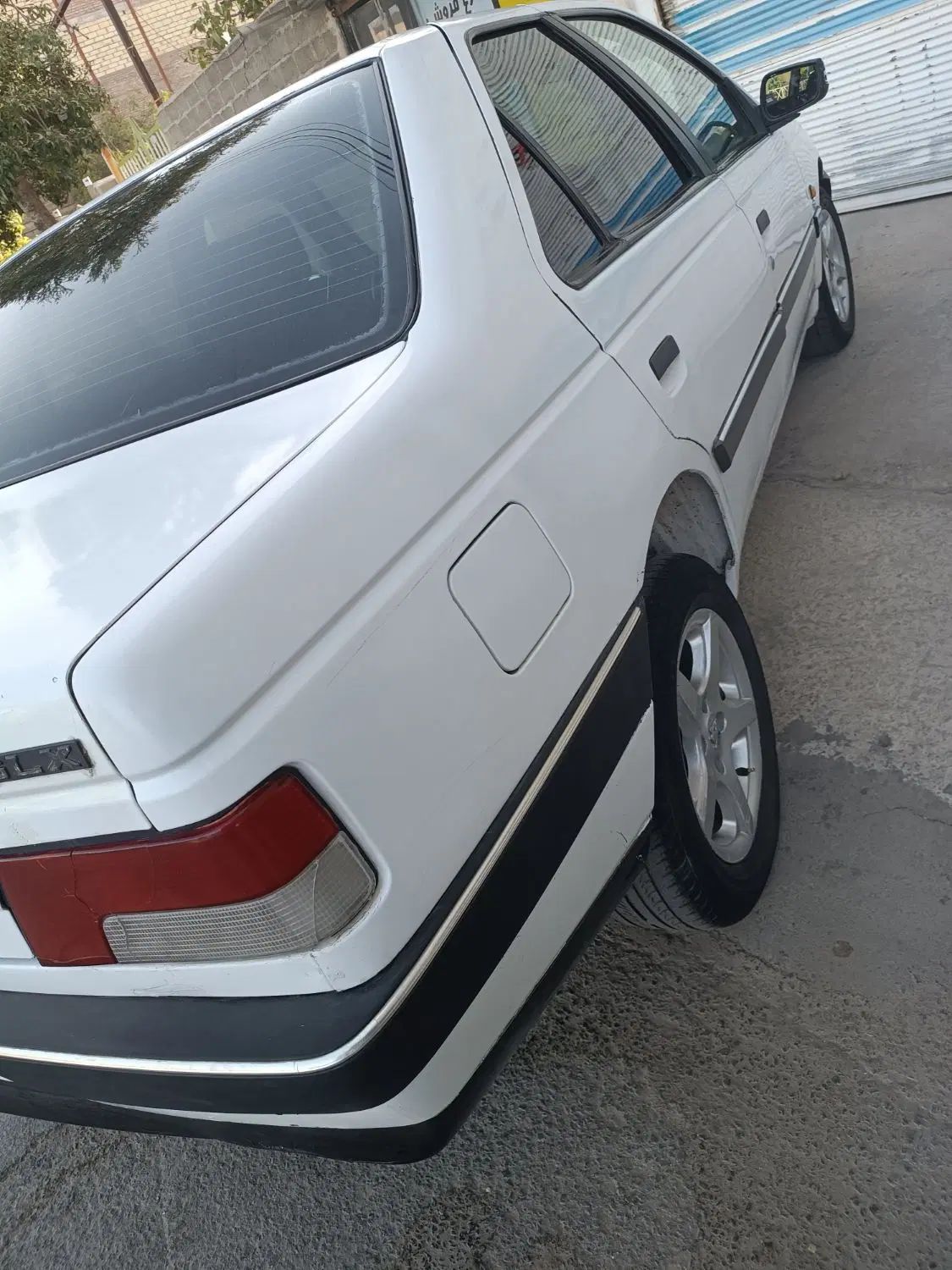 پژو 405 GLX - 1373