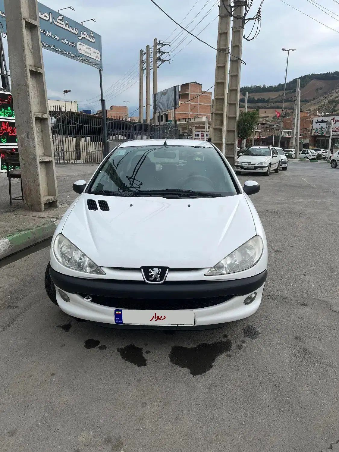 پژو ۲۰۶ صندوق دار v8 - 1398