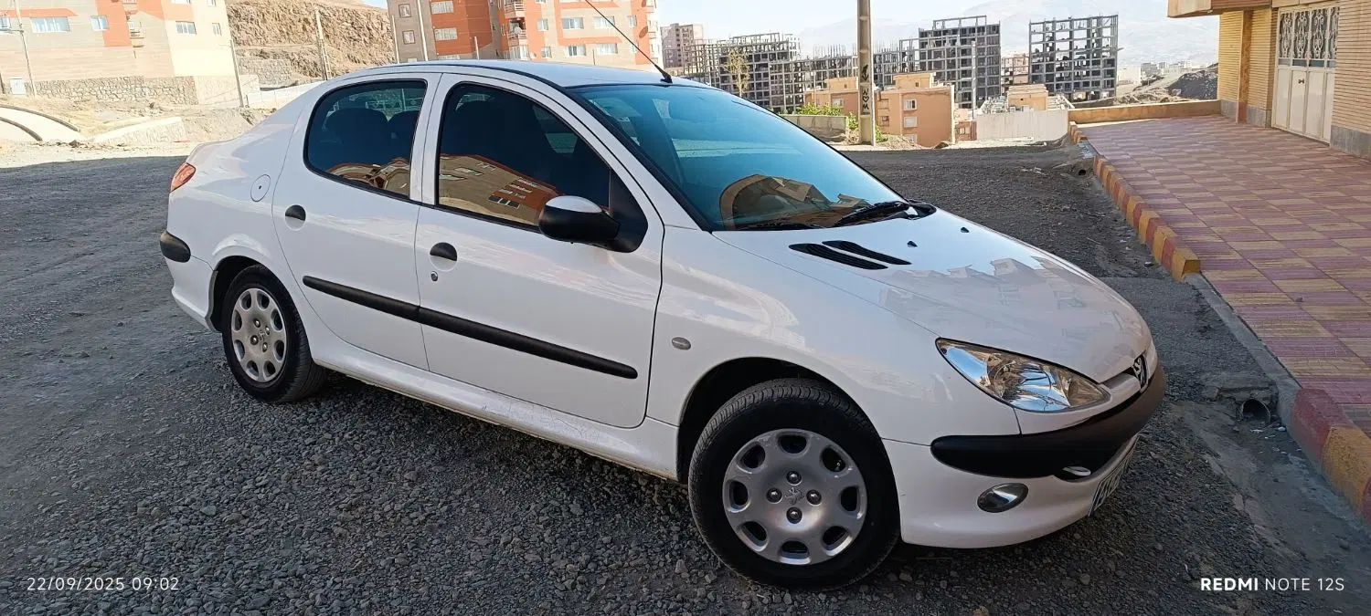 پژو ۲۰۶ صندوق دار v8 - 1398