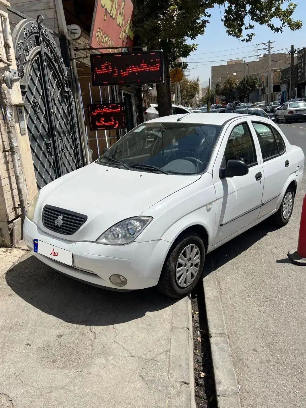 تیبا صندوق دار SX - 1396