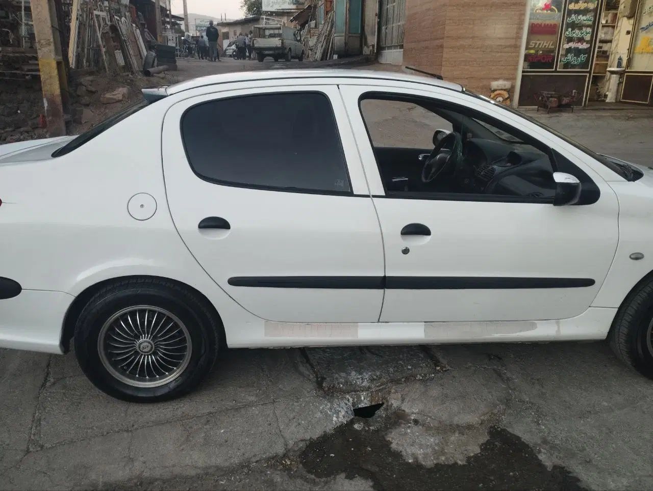 پژو ۲۰۶ صندوق دار v8 - 1393