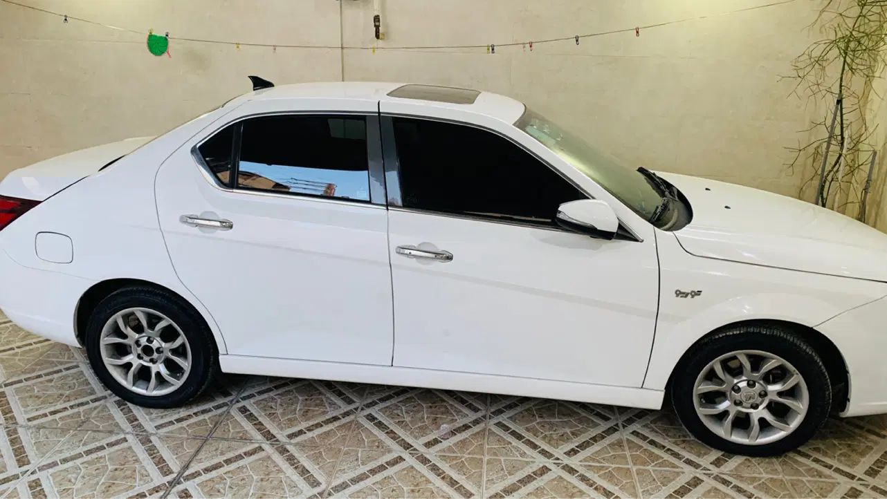 دنا پلاس توربو اتوماتیک - 1400
