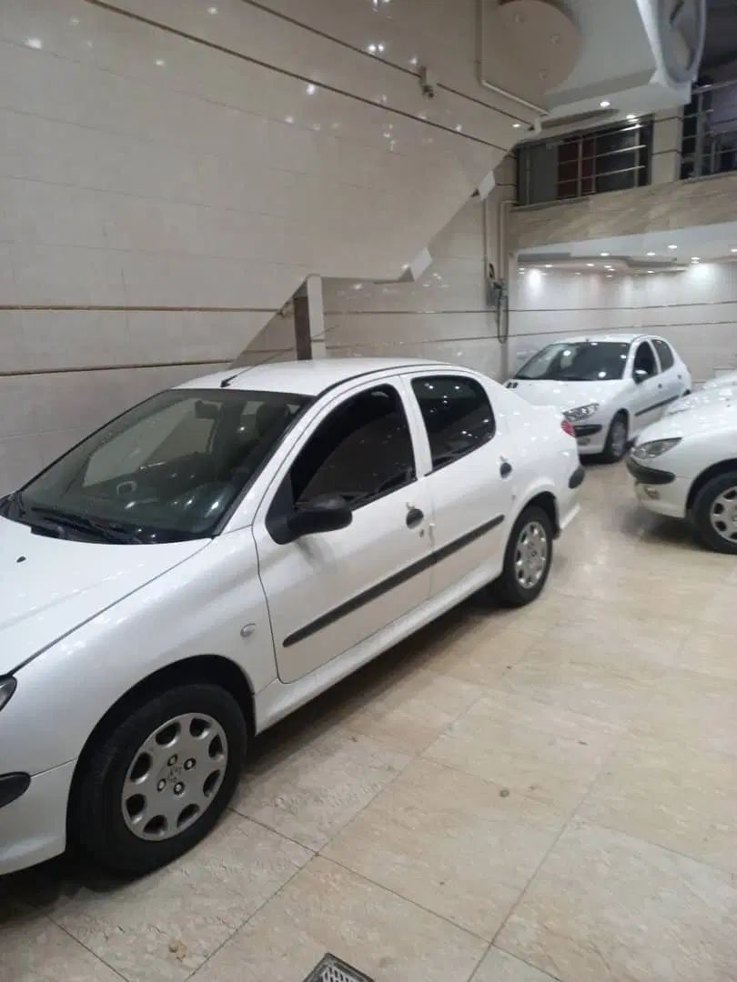 پژو ۲۰۶ صندوق دار v8 - 1390