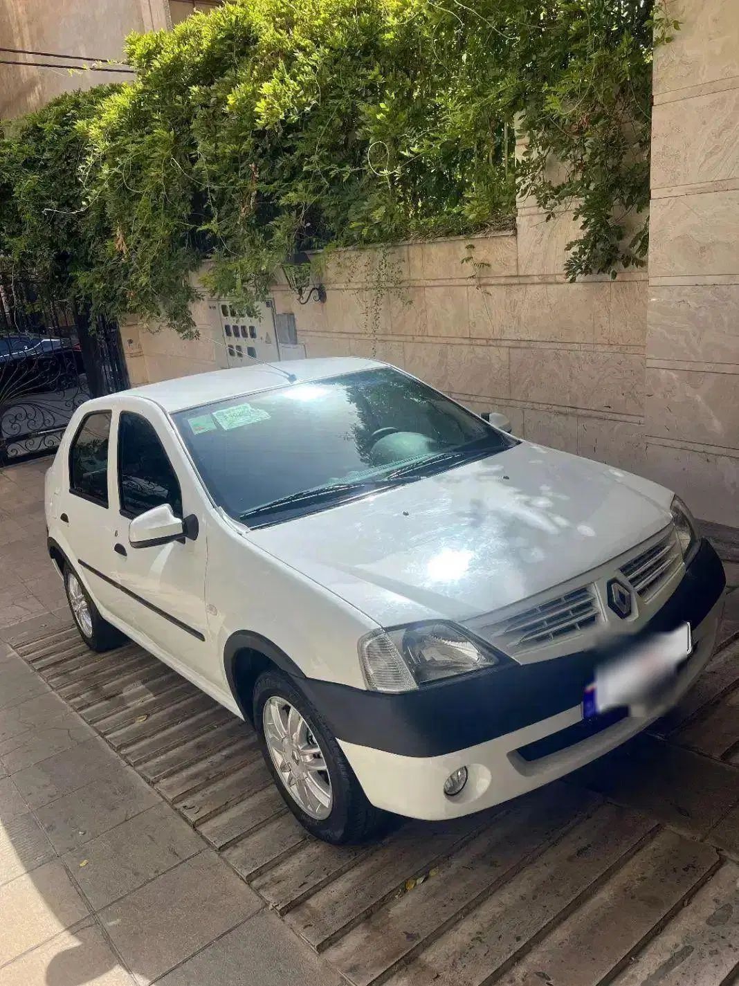 خودرو رنو، تندر 90 آگهی ann_20563168