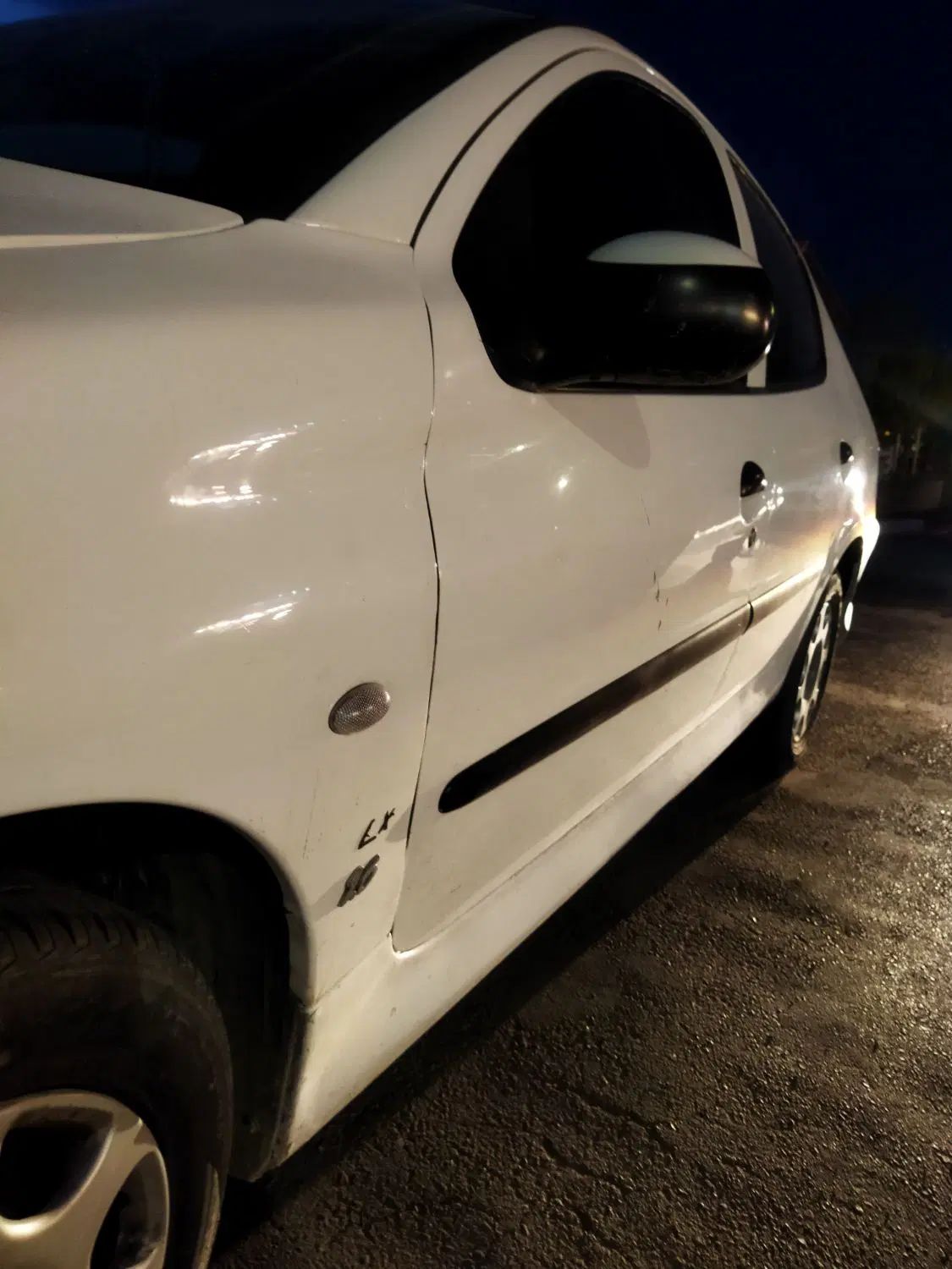 پژو ۲۰۶ صندوق دار v8 - 1395