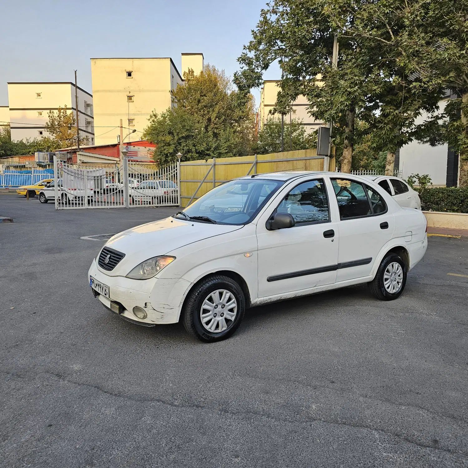 تیبا صندوق دار SX - 1395