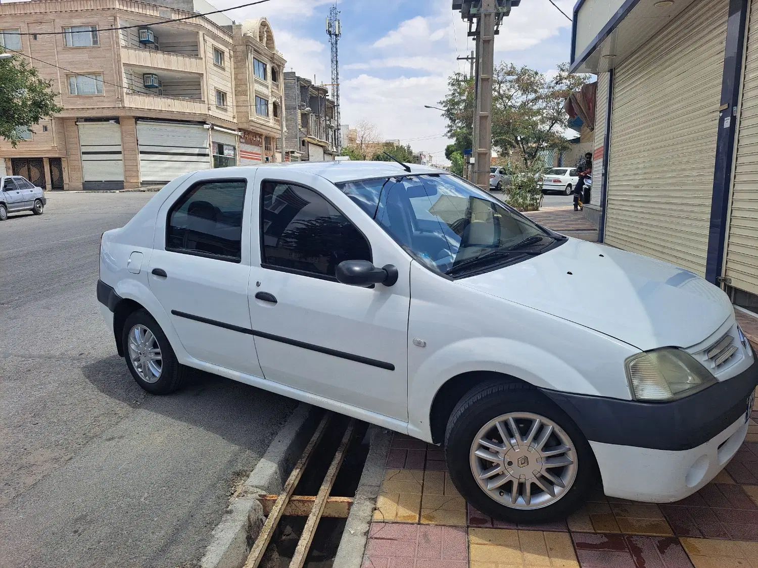 خودرو رنو، تندر 90 آگهی ann_20564208