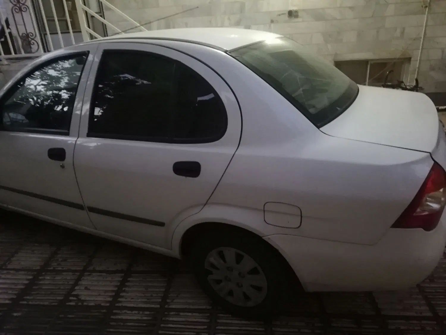 تیبا صندوق دار EX - 1395