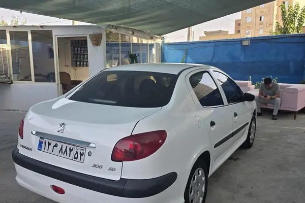 پژو ۲۰۶ صندوق دار v8 - 1399