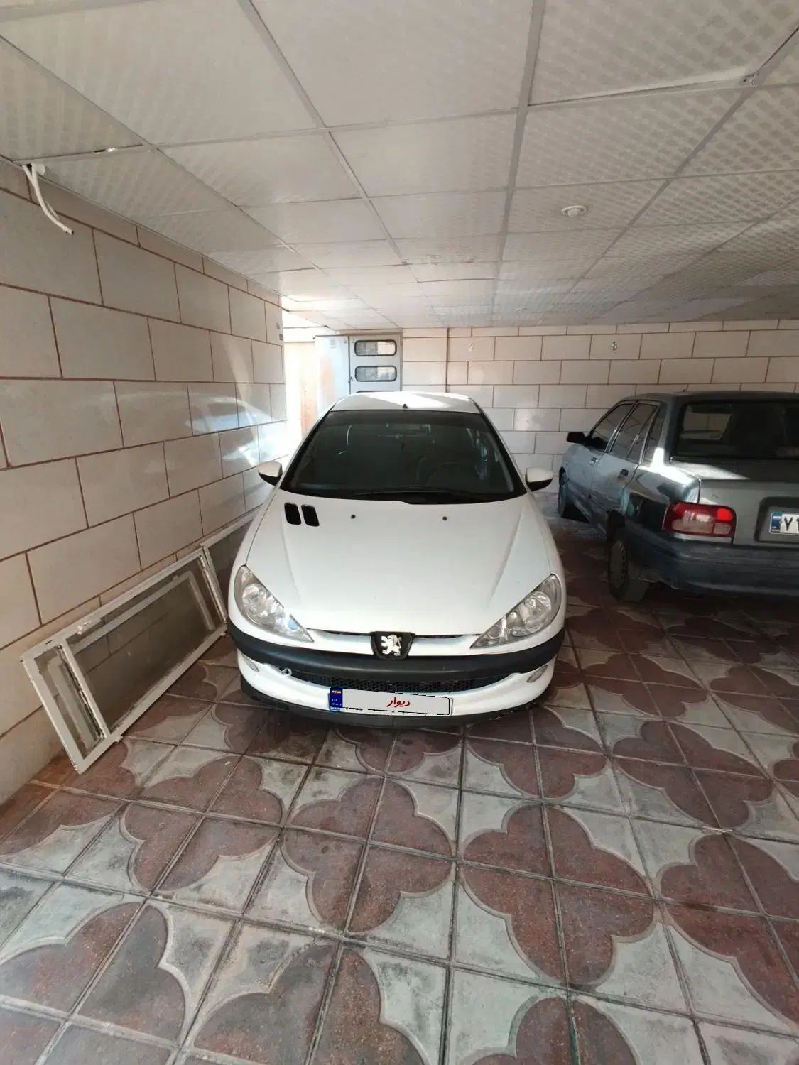پژو ۲۰۶ صندوق دار v8 - 1393