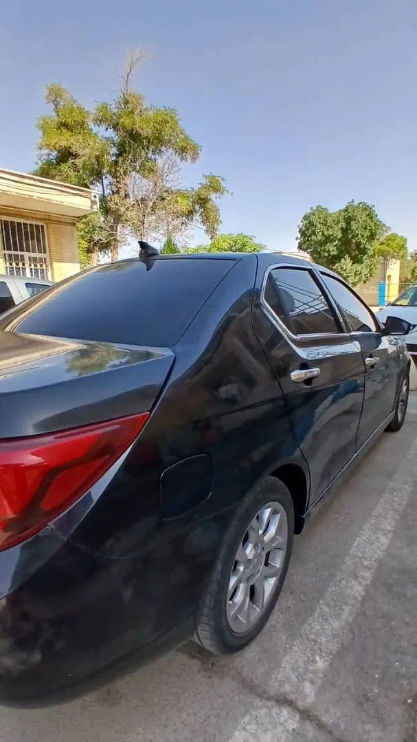 دنا پلاس توربو اتوماتیک - 1402