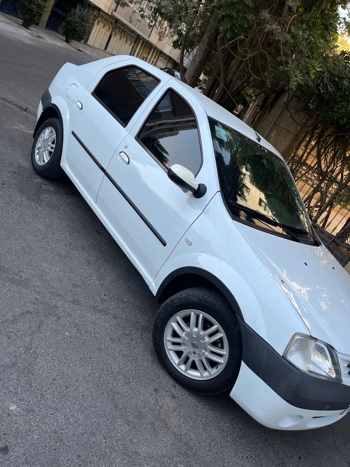 خودرو رنو، تندر 90 آگهی ann_20565193