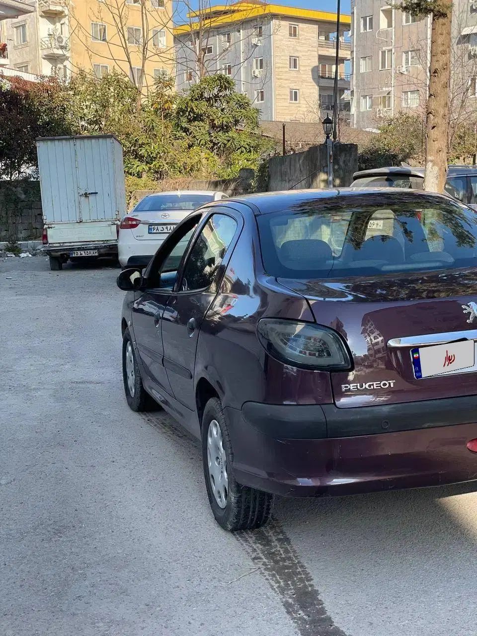 پژو ۲۰۶ صندوق دار v8 - 1395