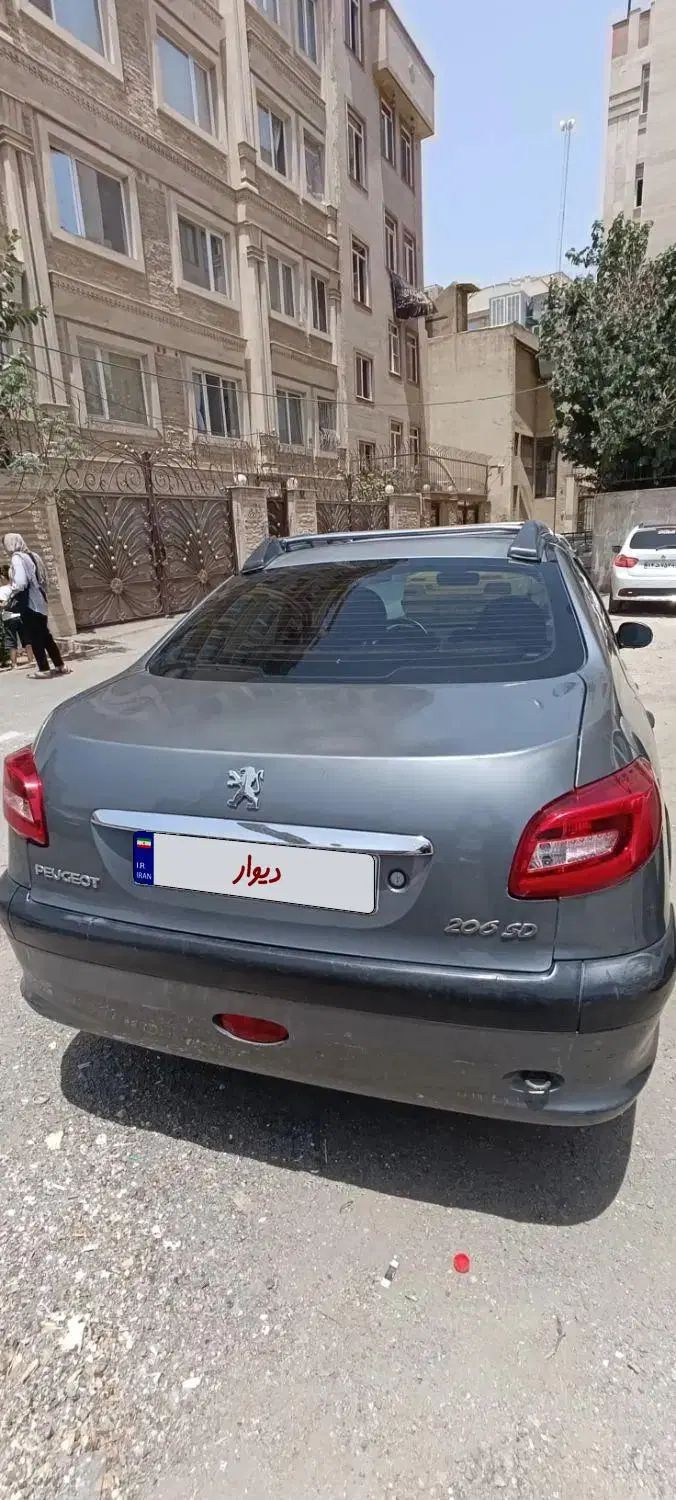 پژو ۲۰۶ صندوق دار v8 - 1386