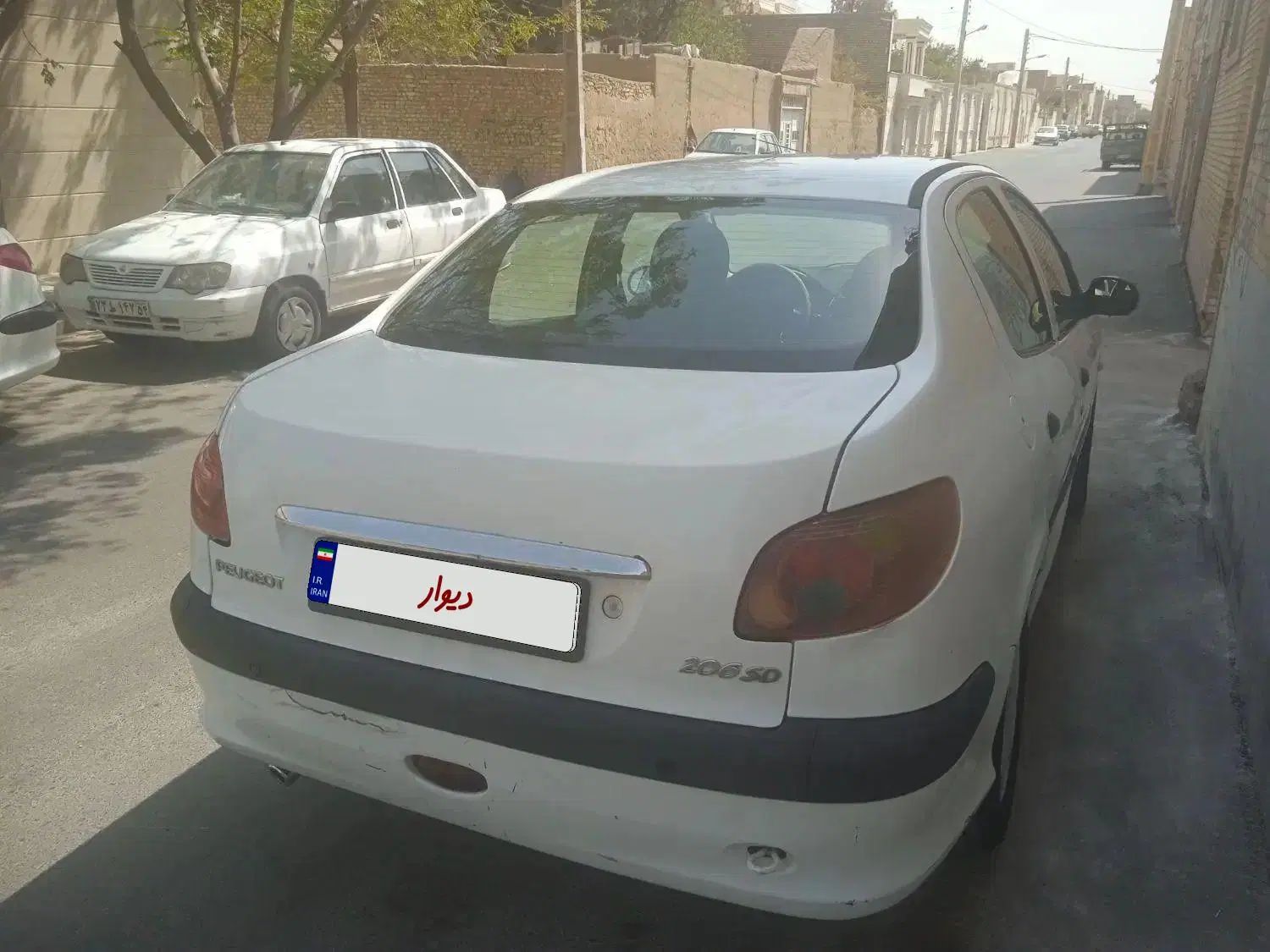 پژو ۲۰۶ صندوق دار v8 - 1394