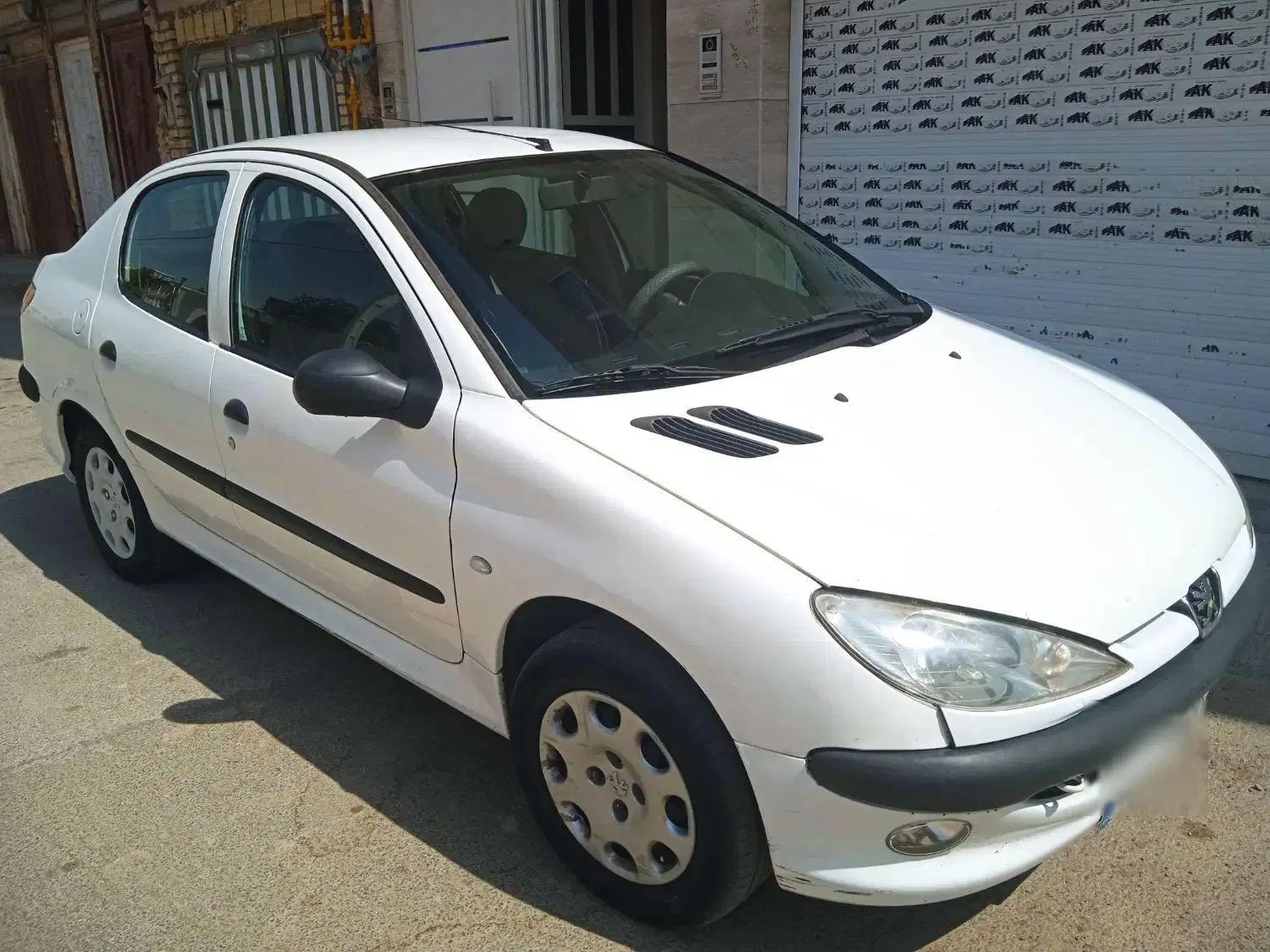پژو ۲۰۶ صندوق دار v8 - 1394