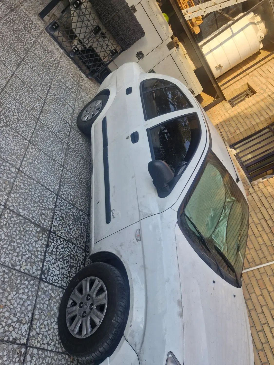 تیبا صندوق دار SX - 1393