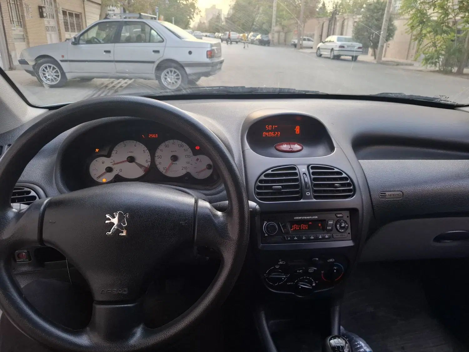 پژو 206 تیپ 2 - 1400