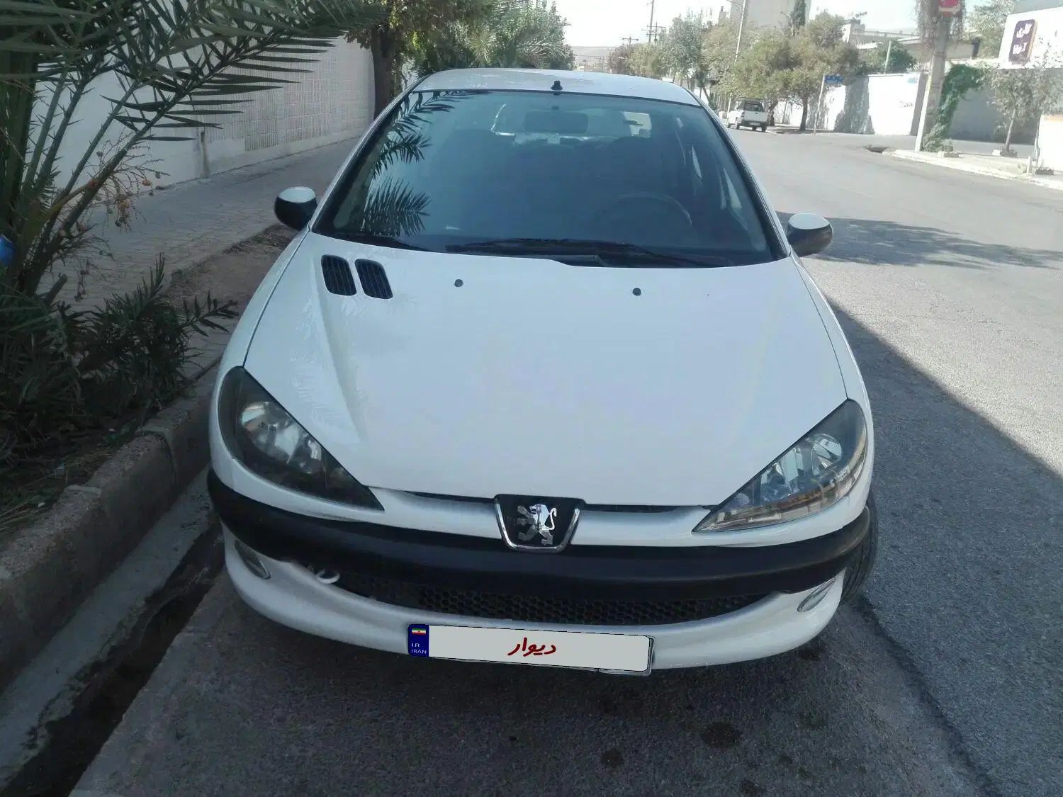 پژو ۲۰۶ صندوق دار v8 - 1390