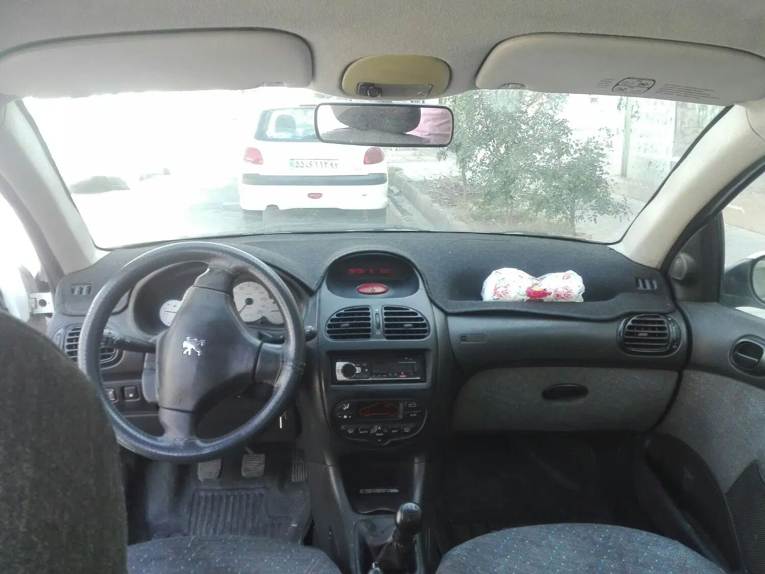 پژو ۲۰۶ صندوق دار v8 - 1390