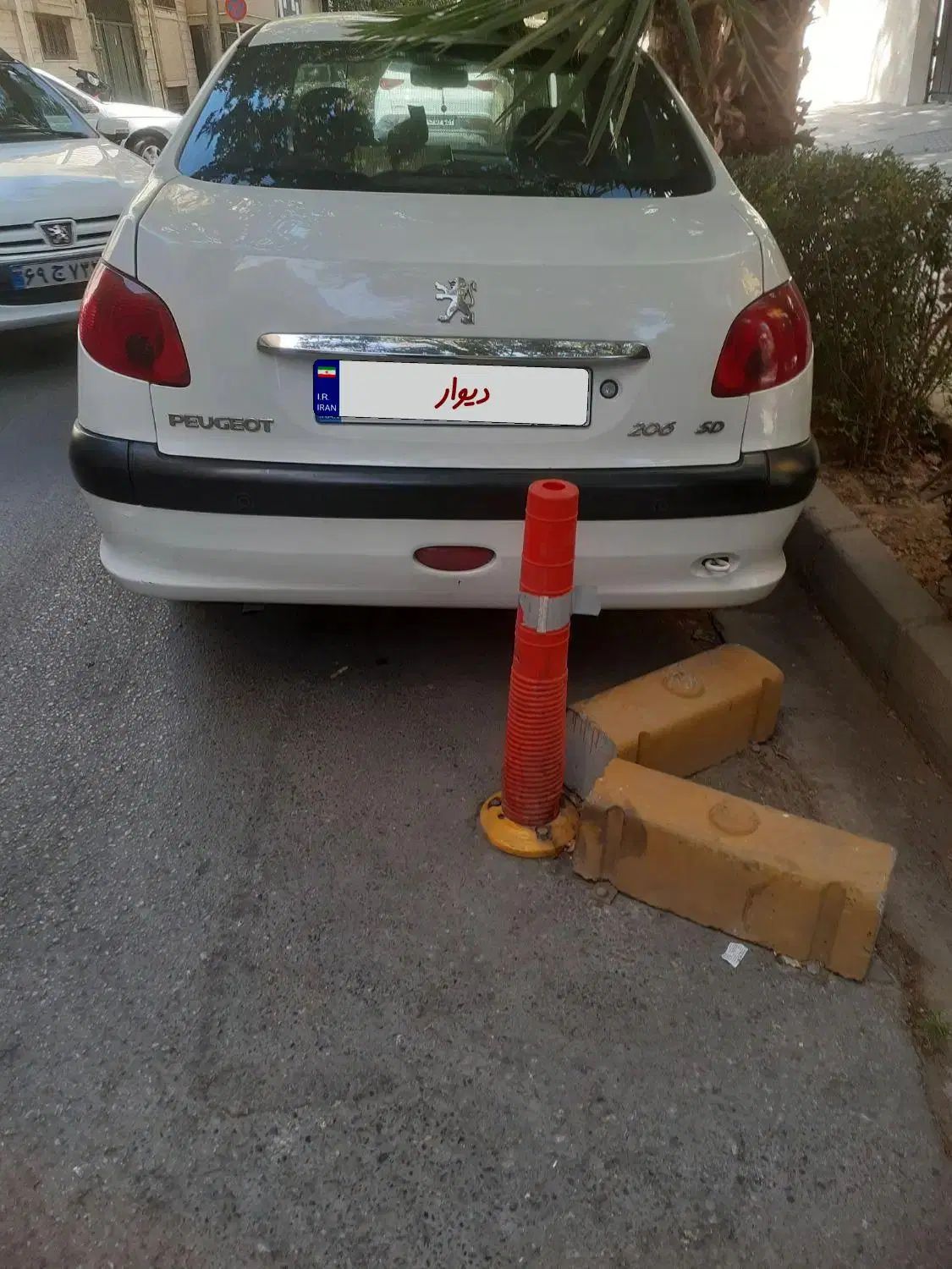پژو ۲۰۶ صندوق دار v8 - 1394