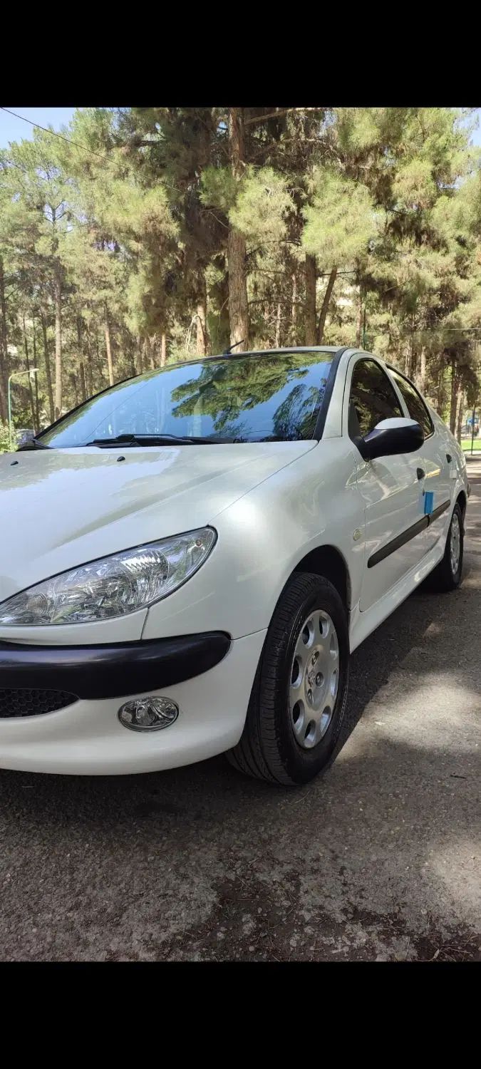 پژو ۲۰۶ صندوق دار v8 - 1395