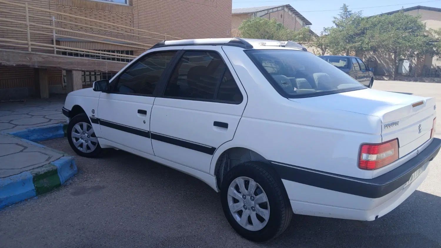 پژو 405 SLX بنزینی TU5 - 1397