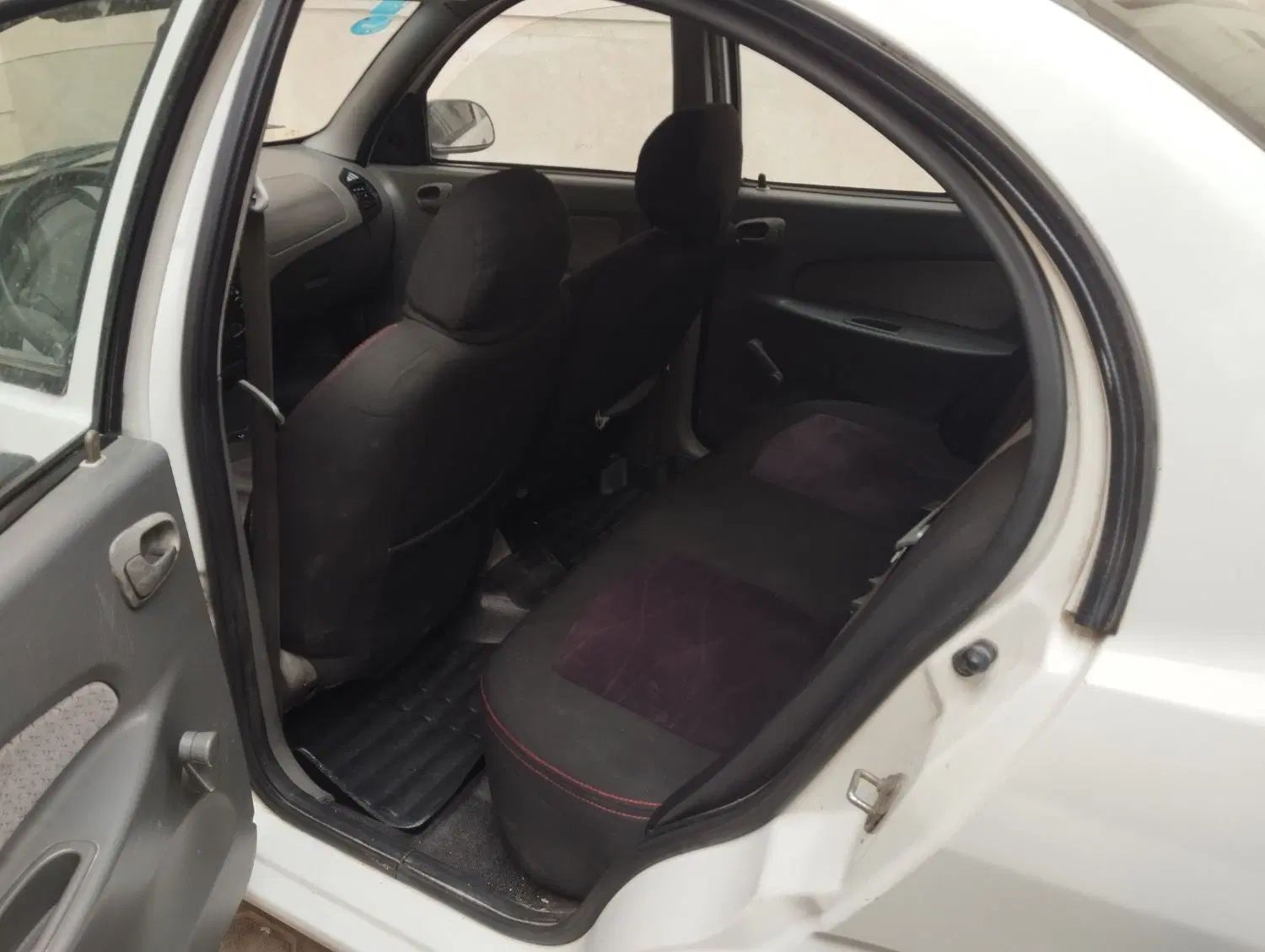 تیبا صندوق دار SX - 1390