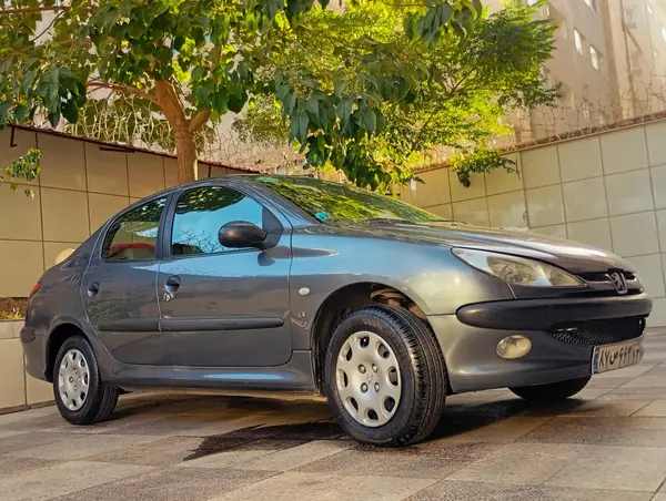 پژو ۲۰۶ صندوق دار v8 - 1389
