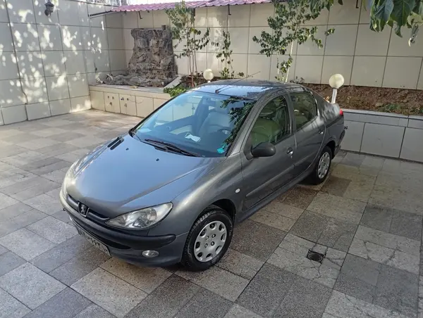 پژو ۲۰۶ صندوق دار v8 - 1389