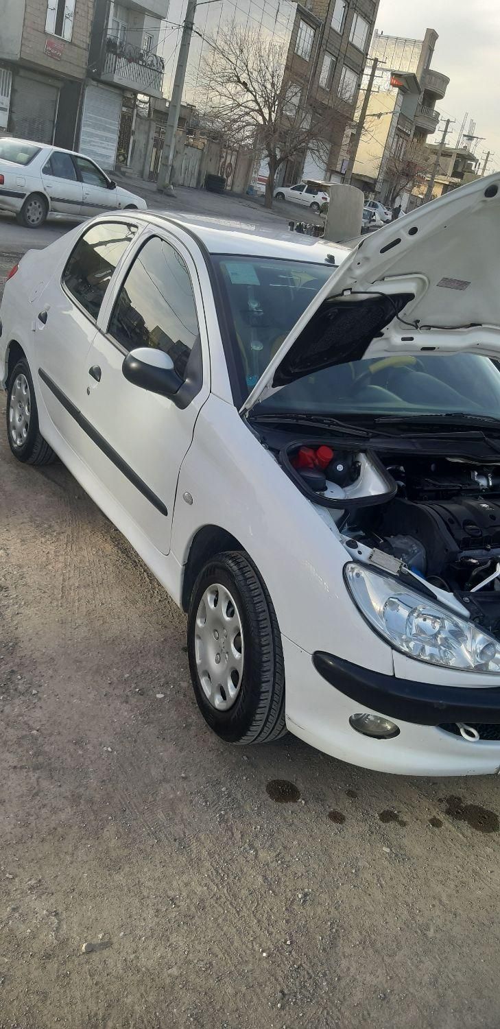 پژو ۲۰۶ صندوق دار v8 - 1395