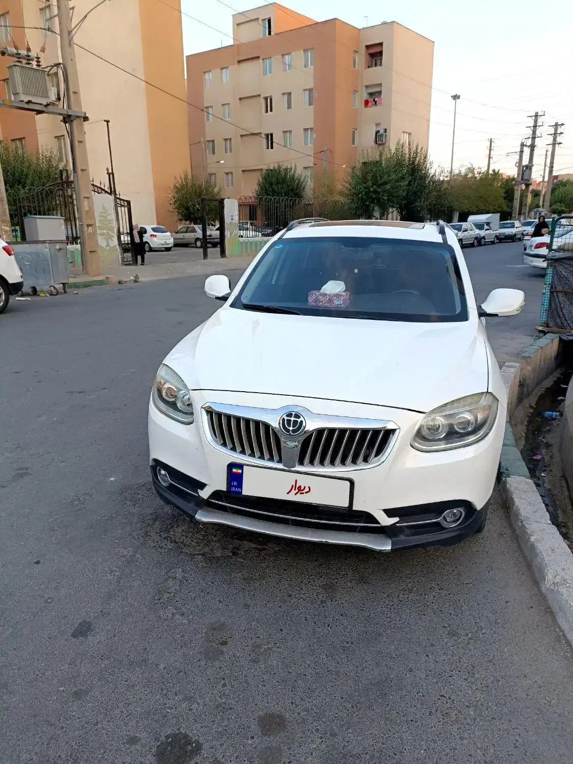برلیانس v5 اتوماتیک - 2014