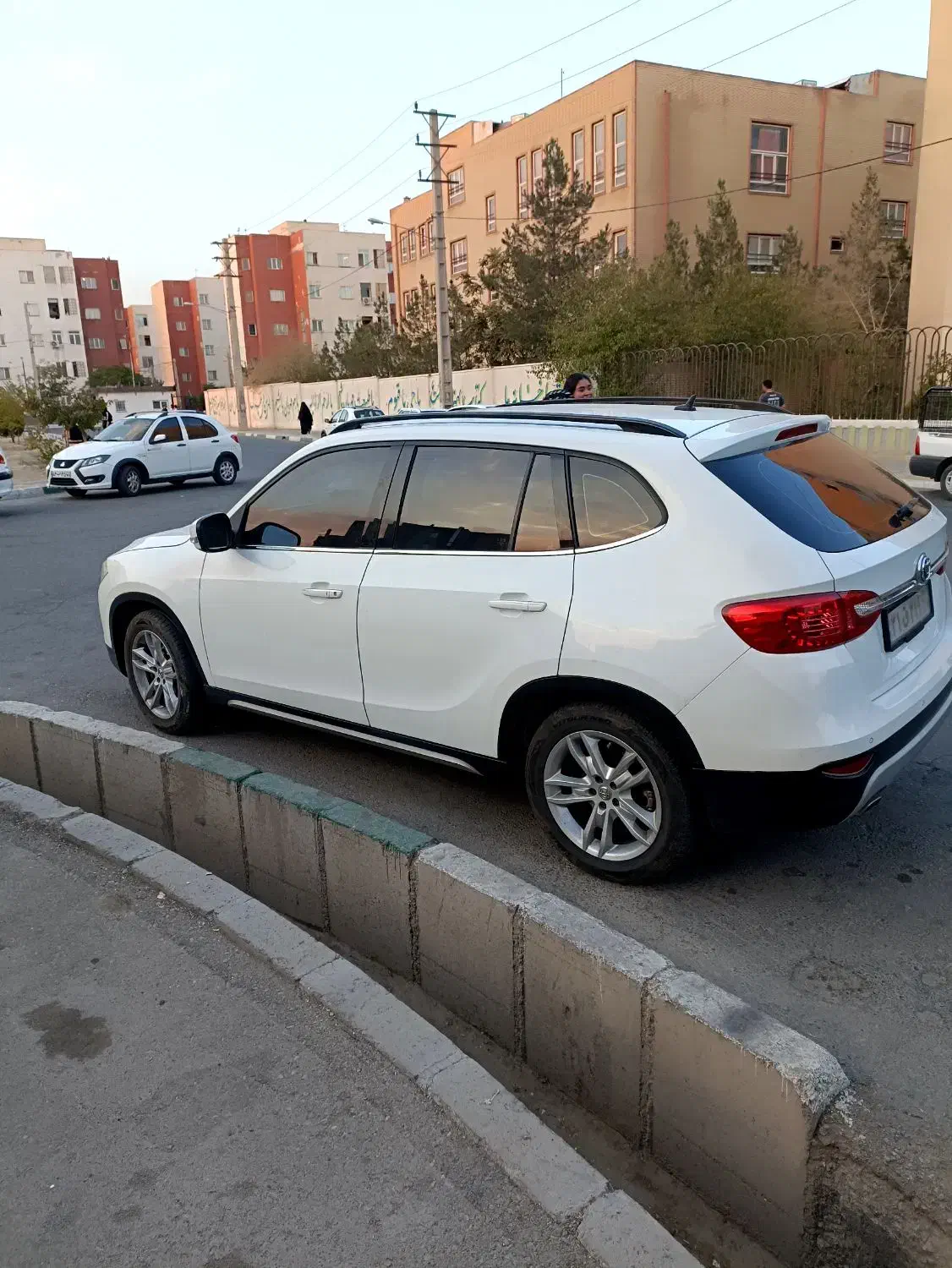 برلیانس v5 اتوماتیک - 2014