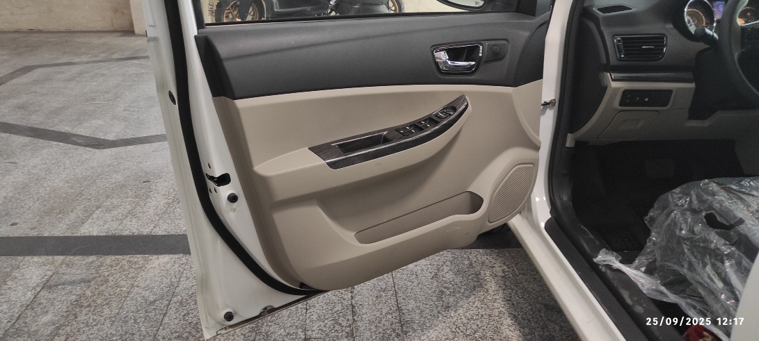شاهین G اتوماتیک CVT - 1403