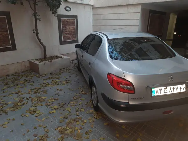 پژو ۲۰۶ صندوق دار v20 - 1387