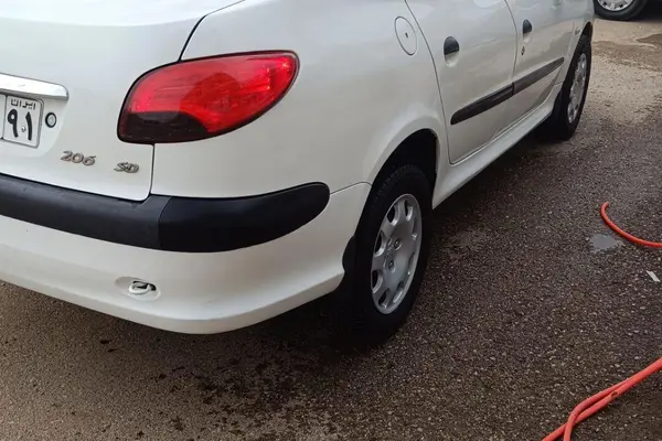 پژو ۲۰۶ صندوق دار v8 - 1388