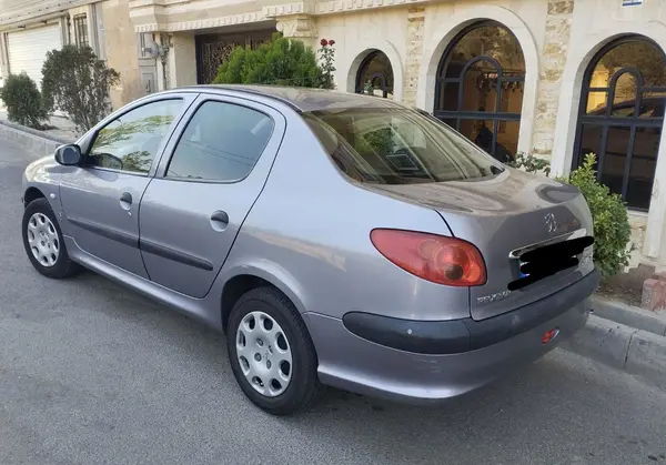 پژو ۲۰۶ صندوق دار v8 - 1394