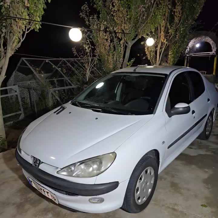 پژو ۲۰۶ صندوق دار v8 - 1390